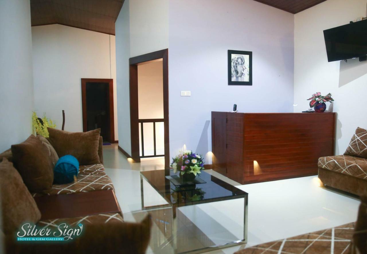 קטאגואסטוטה Silver Sign Hotel מראה חיצוני תמונה