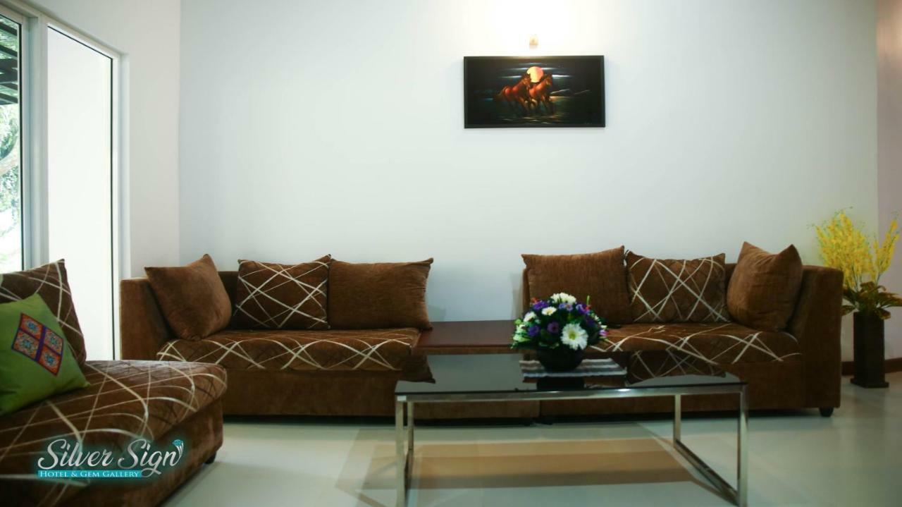 קטאגואסטוטה Silver Sign Hotel מראה חיצוני תמונה